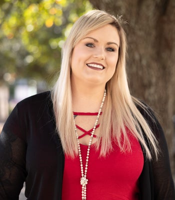 Portrait of Rachael Mees, Sales Associate.